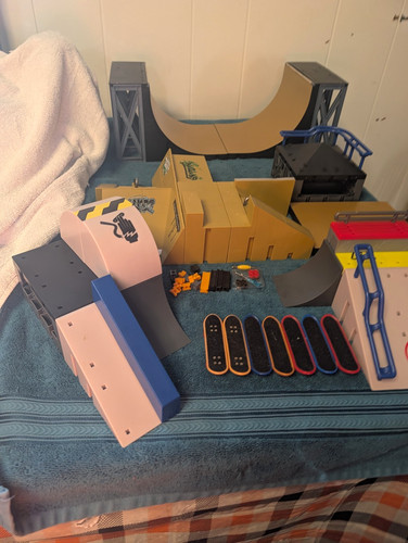 Tech deck fingerboard - deck,