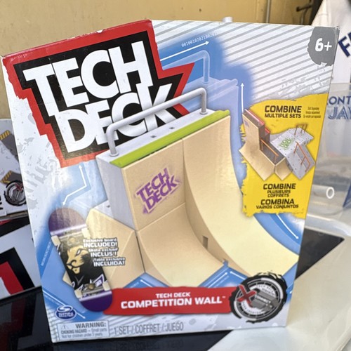 Tech deck competition wall - tech,